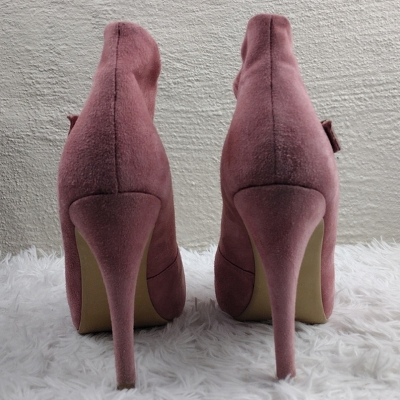 Colin Stuart Pink Suede Brass Buckled Upper Almond Toe Stiletto Heel Bootie - Picture 7 of 16